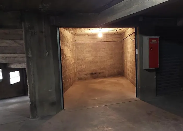 Champon - Lumineux 2 Chambres Avec Garage Prive - Tram A 1 Min